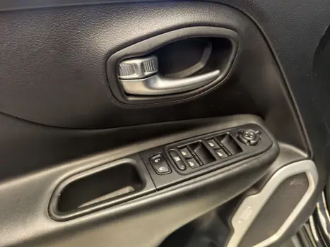 JEEP Renegade 1.8 16V 4P FLEX LONGITUDE AUTOM�TICO, Foto 18