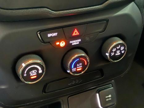 JEEP Renegade 1.8 16V 4P FLEX AUTOM�TICO, Foto 15