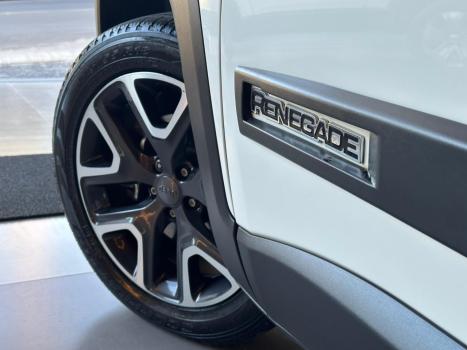 JEEP Renegade 1.8 16V 4P FLEX LONGITUDE AUTOM�TICO, Foto 17