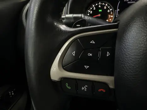 JEEP Renegade 1.8 16V 4P FLEX LONGITUDE AUTOM�TICO, Foto 21