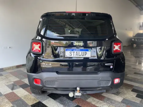 JEEP Renegade 2.0 16V 4P TURBO DIESEL LONGITUDE 4X4 AUTOMÁTICO, Foto 2 JEEP Renegade 2.0 16V 4P TURBO DIESEL LONGITUDE 4X4 AUTOMÁTICO, Foto 2