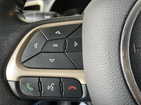 JEEP Renegade 2.0 16V 4P TURBO DIESEL LONGITUDE 4X4 AUTOMÁTICO, Foto 11 JEEP Renegade 2.0 16V 4P TURBO DIESEL LONGITUDE 4X4 AUTOMÁTICO, Foto 11