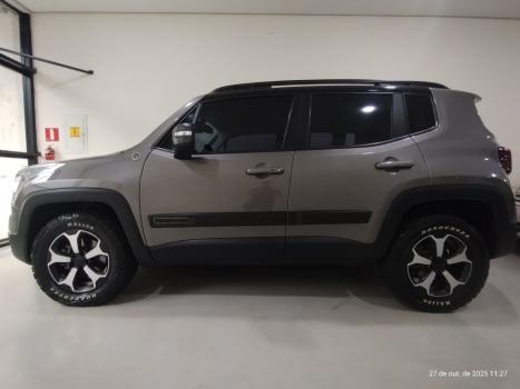 JEEP Renegade 2.0 16V 4P TURBO DIESEL TRAILHAWK 4X4 AUTOMÁTICO, Foto 2 JEEP Renegade 2.0 16V 4P TURBO DIESEL TRAILHAWK 4X4 AUTOMÁTICO, Foto 2