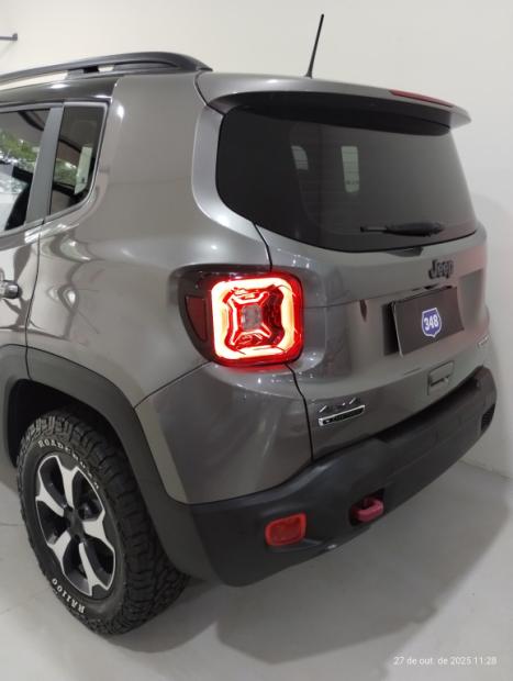 JEEP Renegade 2.0 16V 4P TURBO DIESEL TRAILHAWK 4X4 AUTOMÁTICO, Foto 6 JEEP Renegade 2.0 16V 4P TURBO DIESEL TRAILHAWK 4X4 AUTOMÁTICO, Foto 6