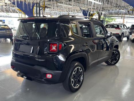 JEEP Renegade 2.0 16V 4P TURBO DIESEL TRAILHAWK 4X4 AUTOM�TICO, Foto 3