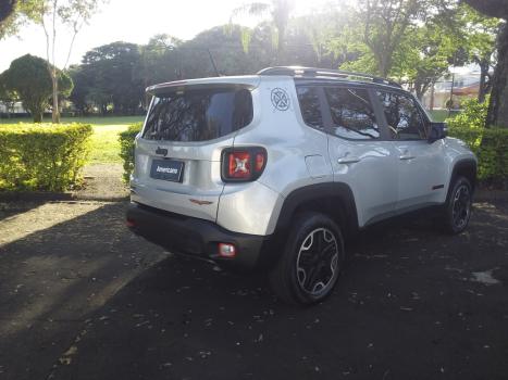 JEEP Renegade 2.0 16V 4P TURBO DIESEL TRAILHAWK 4X4 AUTOM�TICO, Foto 9