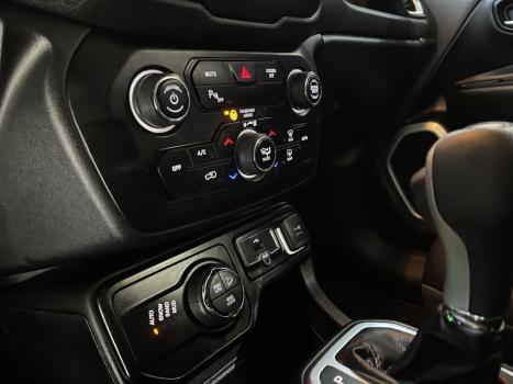 JEEP Renegade 2.0 16V 4P TURBO DIESEL LONGITUDE 4X4 AUTOM�TICO, Foto 4