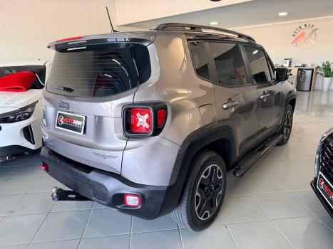 JEEP Renegade 2.0 16V 4P TURBO DIESEL TRAILHAWK 4X4 AUTOM�TICO, Foto 8