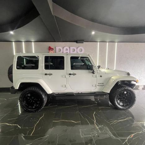 JEEP Wrangler 3.8 V6 4P UNLIMITED SAHARA 4X4 AUTOM�TICO, Foto 4