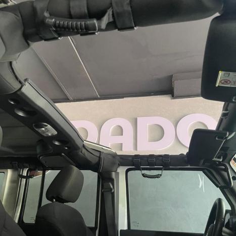 JEEP Wrangler 3.8 V6 4P UNLIMITED SAHARA 4X4 AUTOM�TICO, Foto 5
