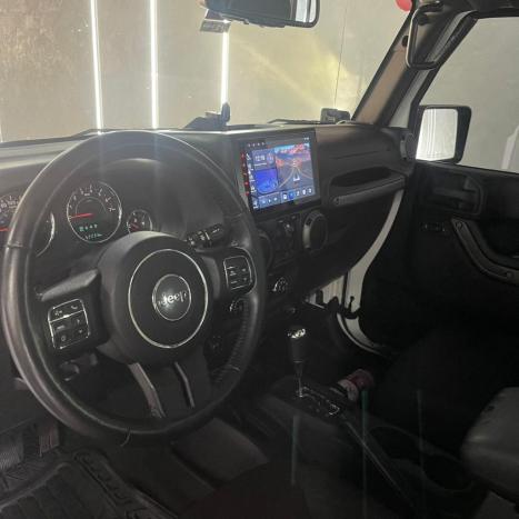 JEEP Wrangler 3.8 V6 4P UNLIMITED SAHARA 4X4 AUTOM�TICO, Foto 7