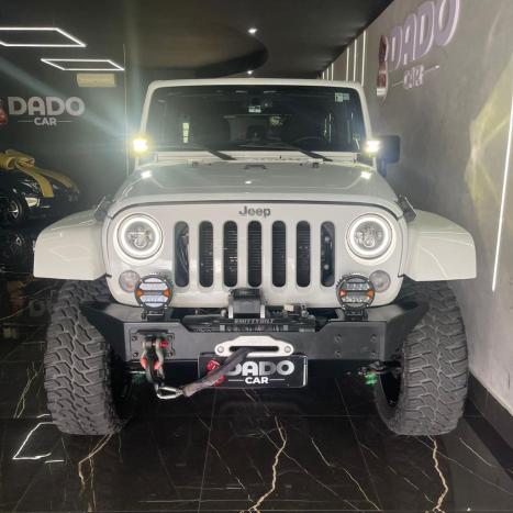 JEEP Wrangler 3.8 V6 4P UNLIMITED SAHARA 4X4 AUTOM�TICO, Foto 9