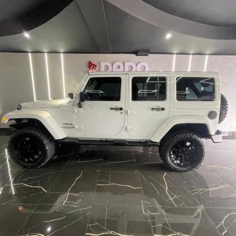 JEEP Wrangler 3.8 V6 4P UNLIMITED SAHARA 4X4 AUTOM�TICO, Foto 15
