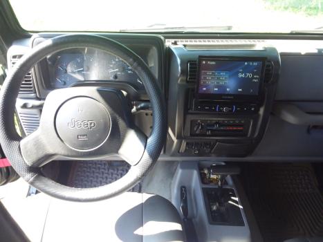 JEEP Wrangler 4.0 12V 6 CILINDROS SPORT TETO R�GIDO AUTOM�TICO, Foto 5