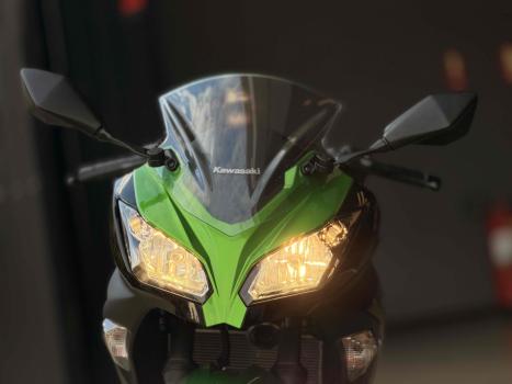 KAWASAKI Ninja 300 ABS, Foto 10