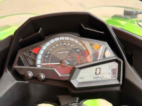 KAWASAKI Ninja 300 ABS, Foto 13