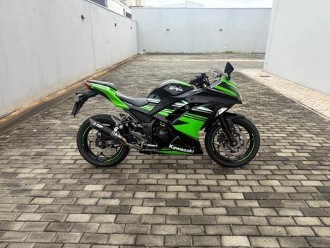 KAWASAKI Ninja 300 ABS, Foto 1