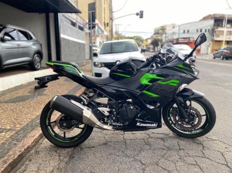 KAWASAKI Ninja 400 , Foto 3