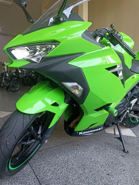KAWASAKI Ninja 400 , Foto 14