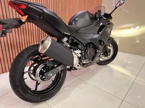 KAWASAKI Ninja 500 , Foto 6