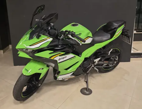 KAWASAKI Ninja 500 , Foto 6