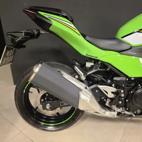 KAWASAKI Ninja 500 , Foto 11