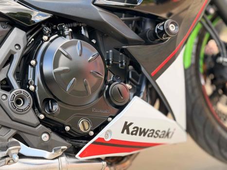 KAWASAKI Ninja 650 R, Foto 6