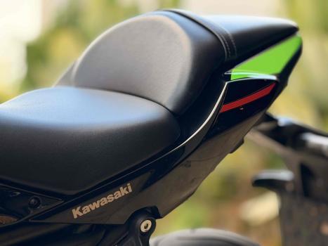 KAWASAKI Ninja 650 R, Foto 10