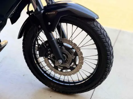 KAWASAKI Versys 300 TOURER, Foto 12