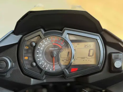 KAWASAKI Versys 300 TOURER, Foto 14