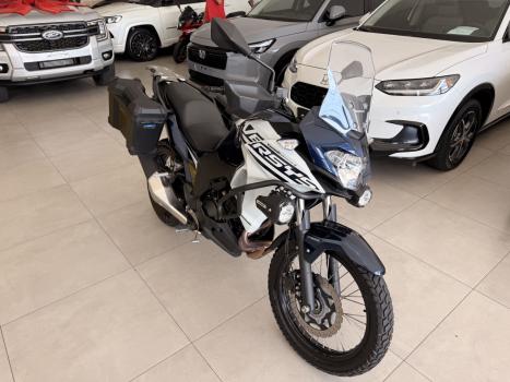 KAWASAKI Versys 300 TOURER, Foto 4