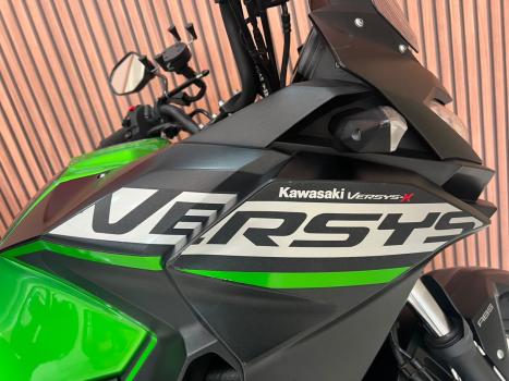 KAWASAKI Versys 300 , Foto 9