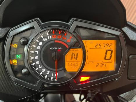 KAWASAKI Versys 300 X, Foto 5