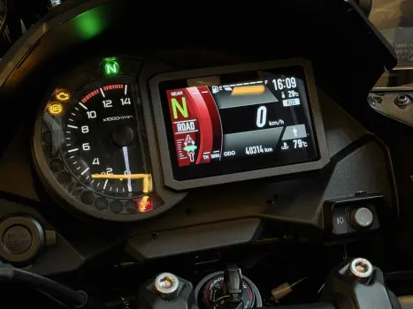 KAWASAKI Versys Grand Tourer 1000 , Foto 11