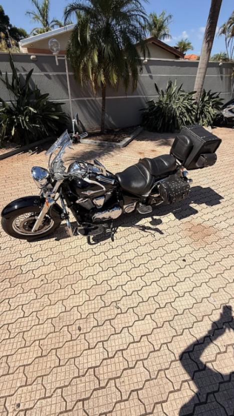 KAWASAKI Vulcan 900 CLASSIC, Foto 3