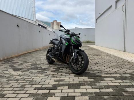 KAWASAKI Z 1000 R, Foto 4