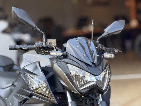 KAWASAKI Z 300 ABS, Foto 16