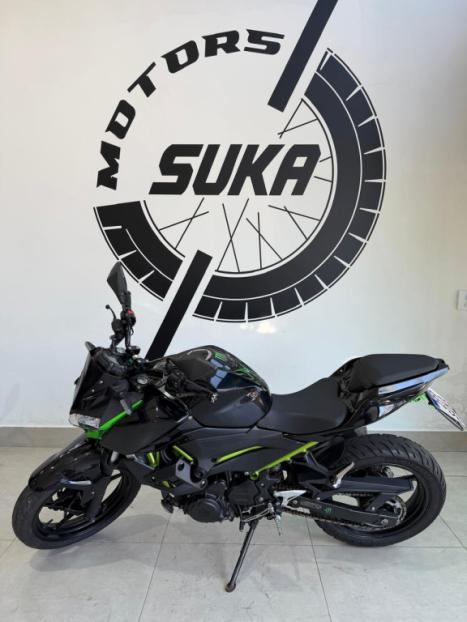 KAWASAKI Z 400 ABS, Foto 1