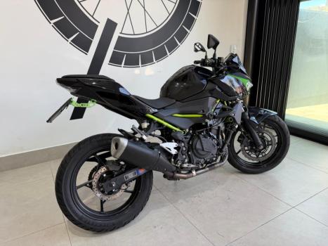 KAWASAKI Z 400 ABS, Foto 9