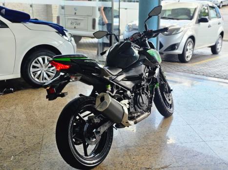 KAWASAKI Z 400 ABS, Foto 3