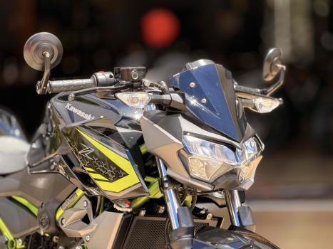 KAWASAKI Z 400 ABS, Foto 3
