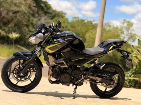 KAWASAKI Z 400 ABS, Foto 6