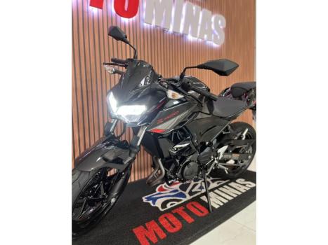 KAWASAKI Z 400 ABS, Foto 3