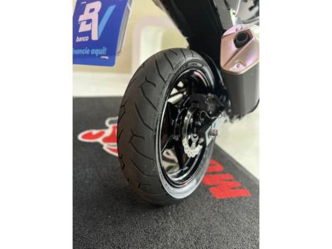 KAWASAKI Z 400 ABS, Foto 13