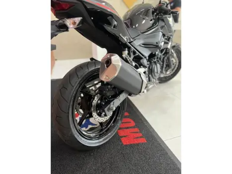 KAWASAKI Z 400 ABS, Foto 12