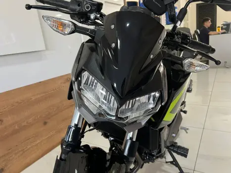 KAWASAKI Z 400 ABS, Foto 2