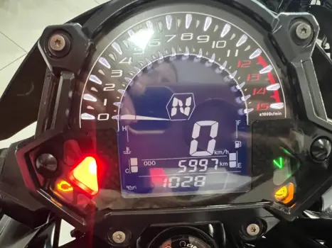 KAWASAKI Z 400 ABS, Foto 6
