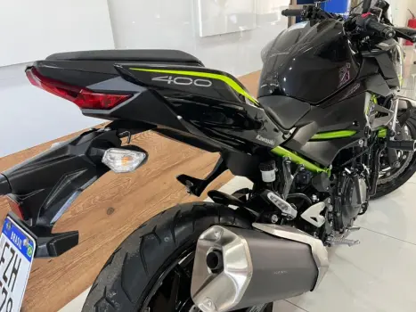 KAWASAKI Z 400 ABS, Foto 12