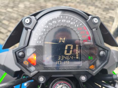 KAWASAKI Z 400 ABS, Foto 3