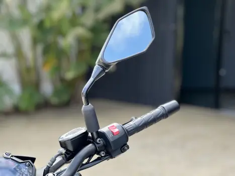 KAWASAKI Z 400 ABS, Foto 13